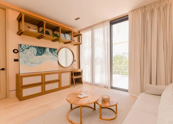 Stunning Solana 6br Golf Course Corasol Villa Playa del Carmen
