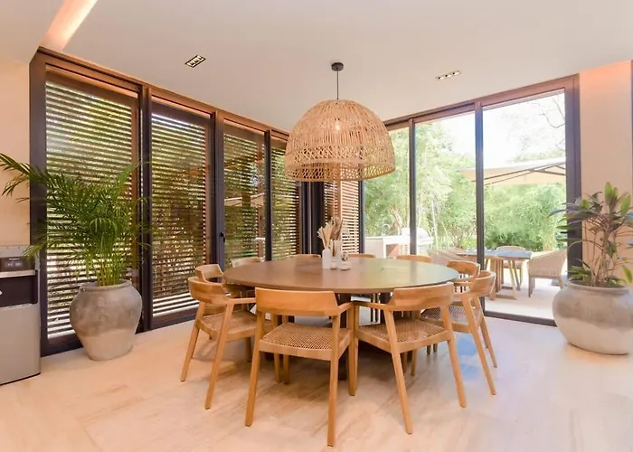 Stunning Solana 6br Golf Course Corasol Villa
