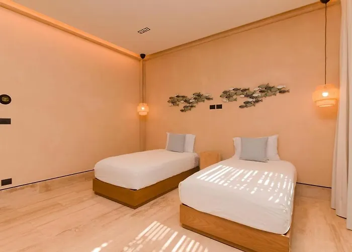 Stunning Solana 6br Golf Course Corasol Playa del Carmen